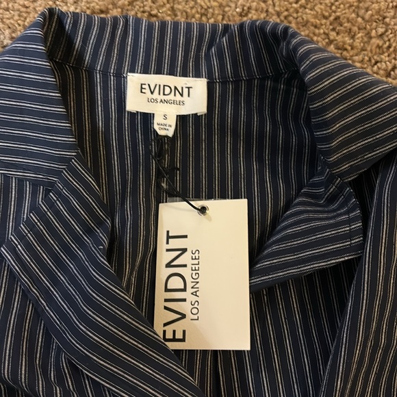 EVIDNT BLOUSE - Picture 2 of 8